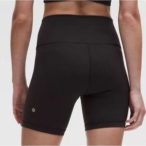 Lululemon wunder train high-rise bike short